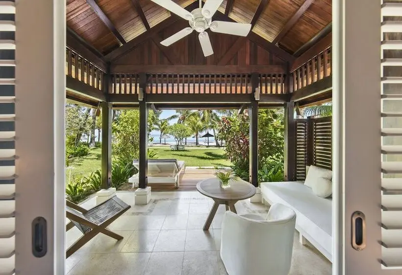 سوییت خانوادگی, Lux Le Morne Resort