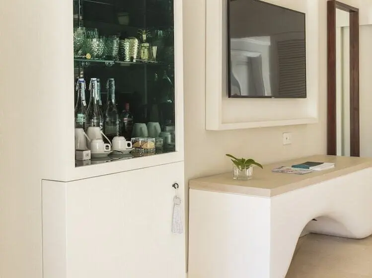 سوییت خانوادگی, Lux Le Morne Resort