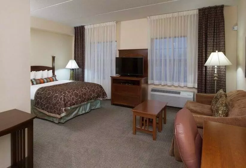 スタンダードスタジオ, Staybridge Suites Buffalo, An Ihg