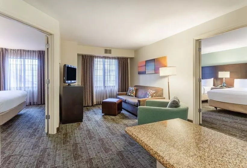 ２ベッドスイートルーム, Staybridge Suites Davenport, An Ihg