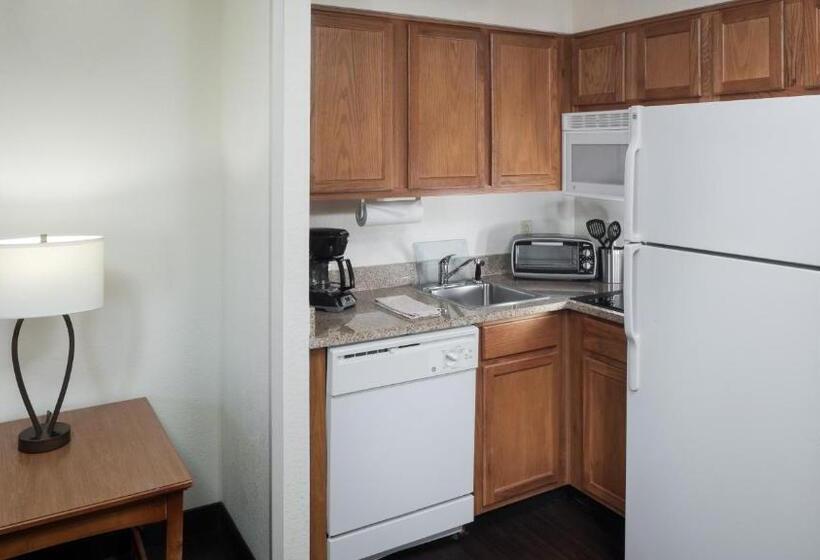 جناح غرفتين نوم, Staybridge Suites Jackson, An Ihg