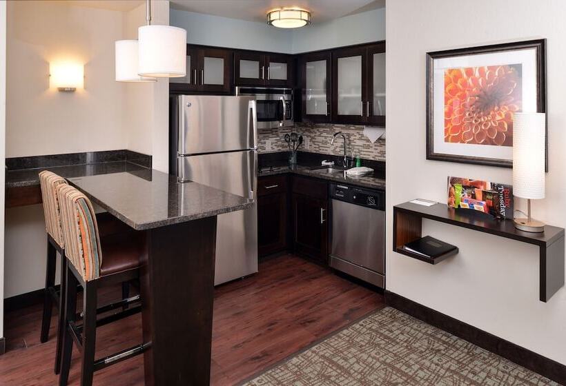 带2个卧室的套房, Staybridge Suites Sioux Falls At Empire Mall, An Ihg