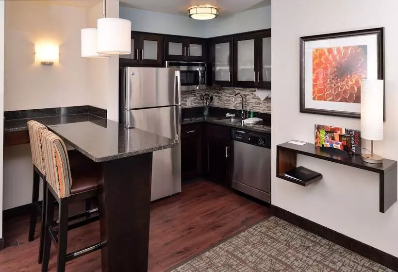 سوئیت 2 خوابه, Staybridge Suites Sioux Falls At Empire Mall, An Ihg