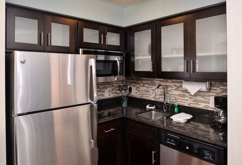 Люкс 2 Спальни, Staybridge Suites Sioux Falls At Empire Mall, An Ihg