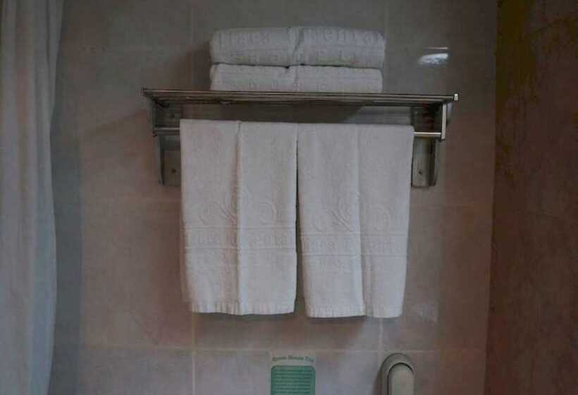 Suite Junior, Tiara Oriental