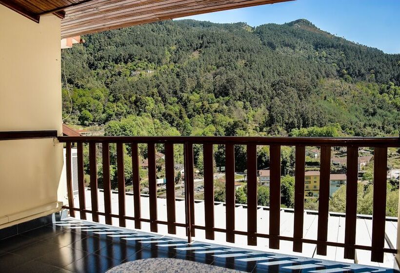 غرفة سوبيريور, Adelaide