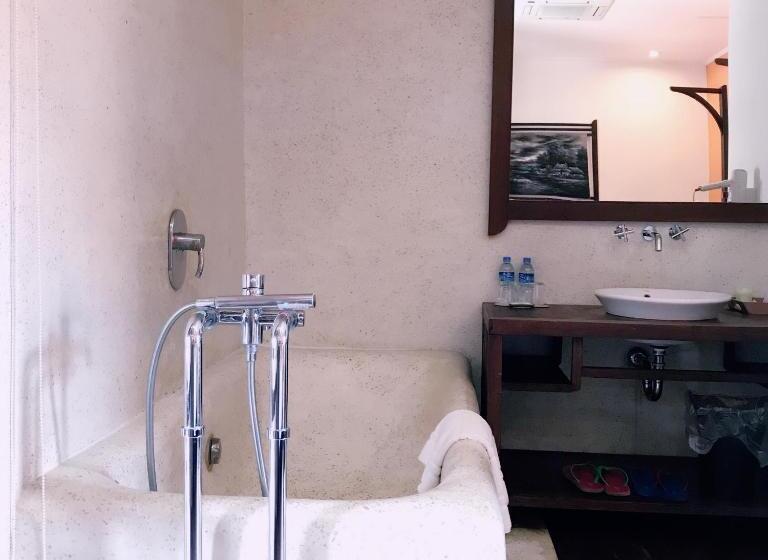 غرفة ديلوكس, Ancient Luang Prabang