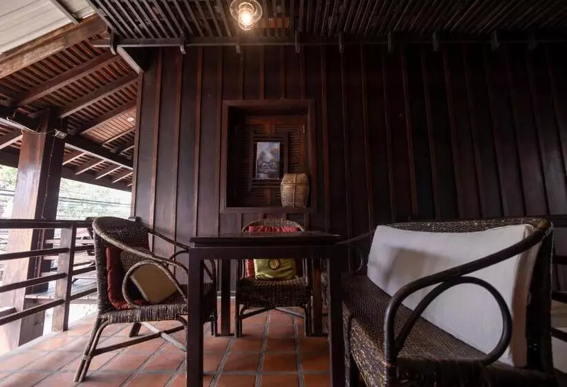 デラックススイート, Ancient Luang Prabang