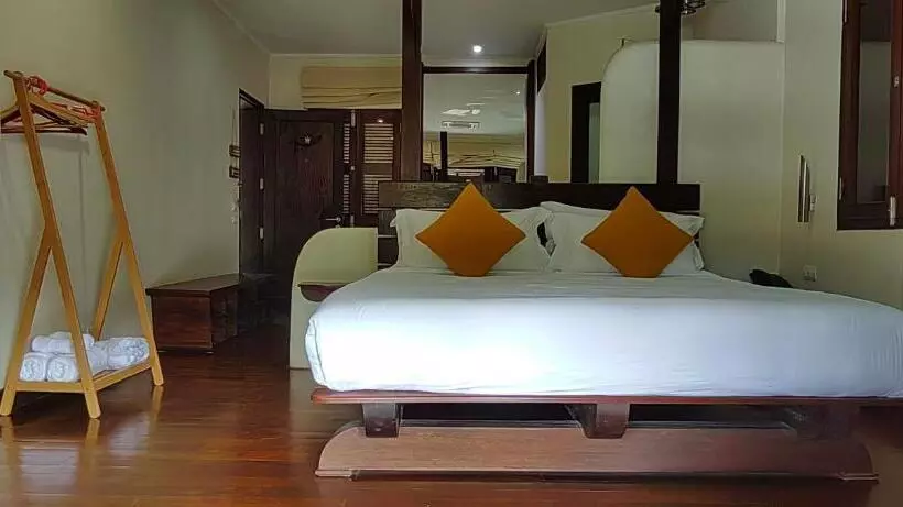 デラックススイート, Ancient Luang Prabang