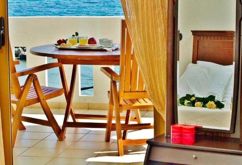 דירת חדר נוף לים, Aphrodite Beach