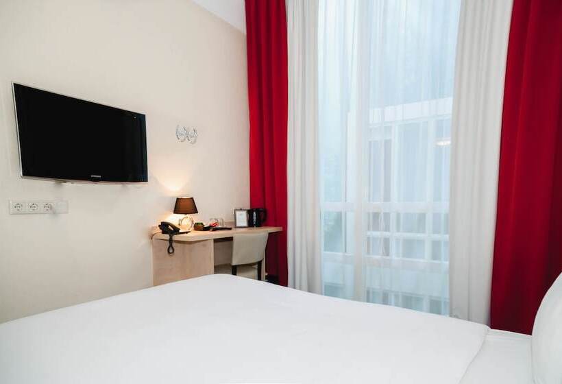 غرفة أساسية, Iron Horse Amsterdam