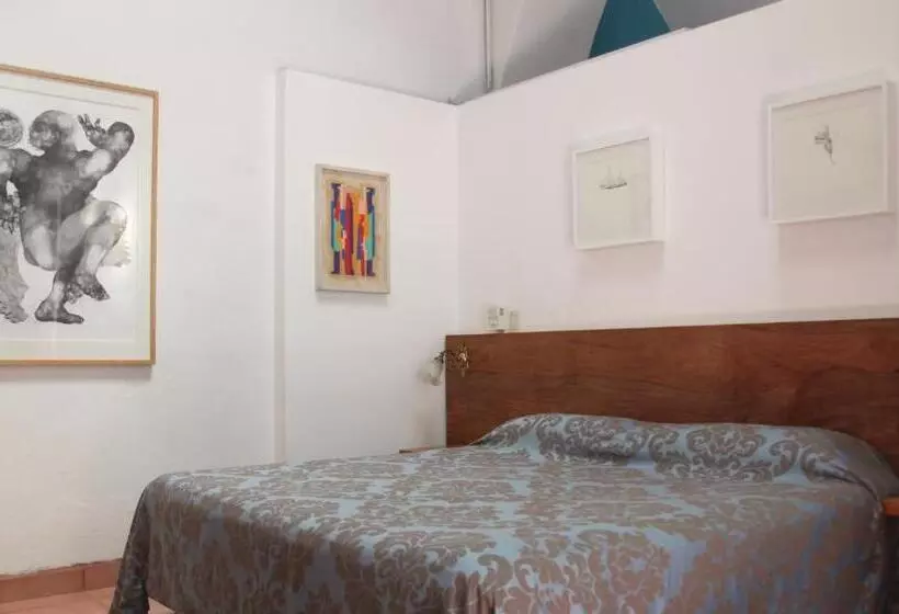 اتاق لوکس با تخت بزرگ, La Casa Del Atrio