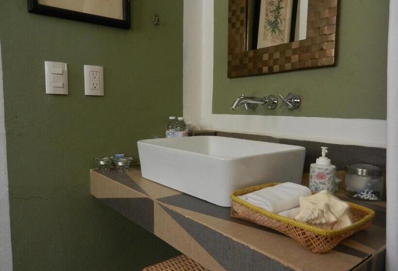 スタンダードルーム, La Casa Del Atrio