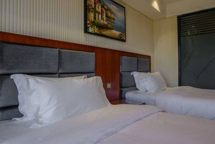 高级大房间, Swiss Lenana Mount