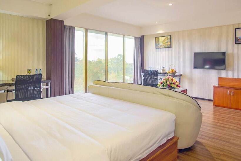 豪华房间, Swiss Lenana Mount