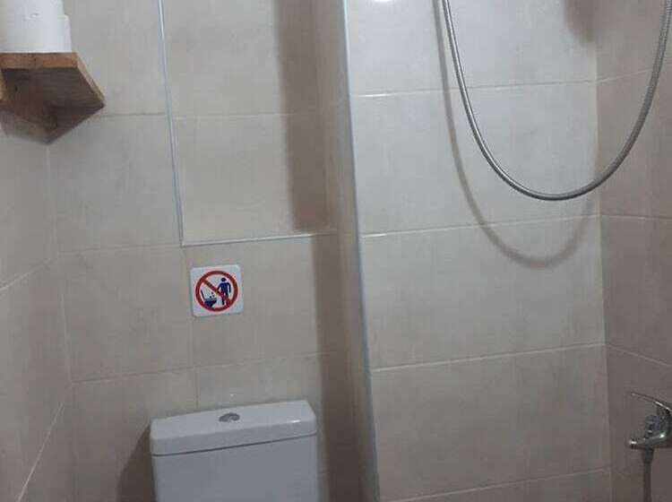 غرفة كومفورت, Anzac Golden Bed