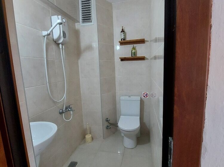 غرفة كومفورت, Anzac Golden Bed