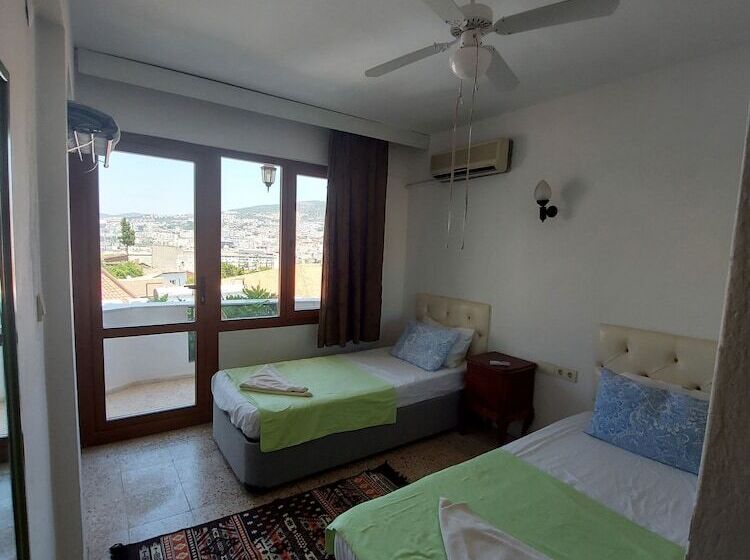 غرفة كومفورت, Anzac Golden Bed