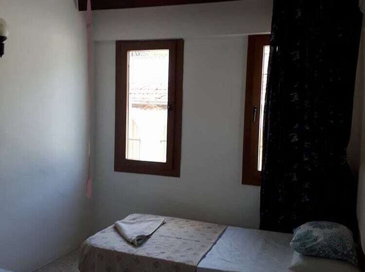 غرفة كومفورت, Anzac Golden Bed