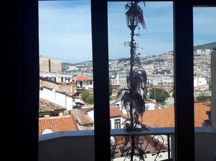 غرفة كومفورت, Anzac Golden Bed