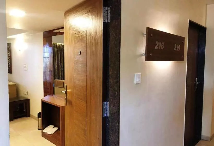 バルコニー付スイート, Vits Kamats Resort, Silvassa