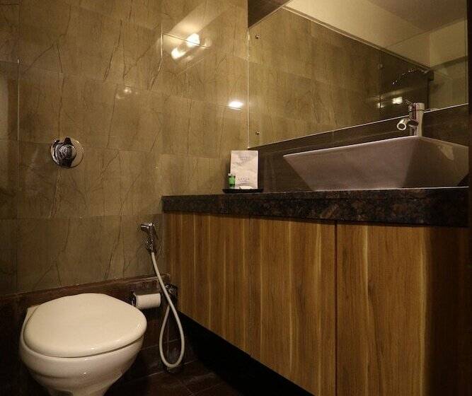 Quarto deluxe, Vits Kamats Resort, Silvassa