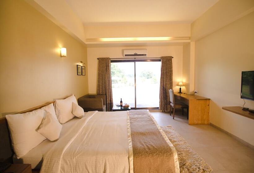 Номер Deluxe, Vits Kamats Resort, Silvassa