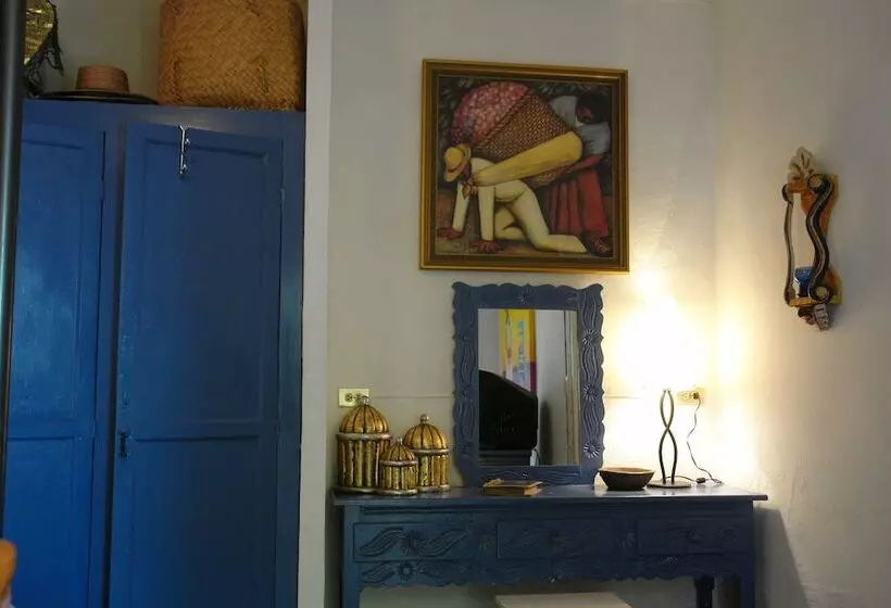 استودیوی پریمیوم, Suites Santo Domingo