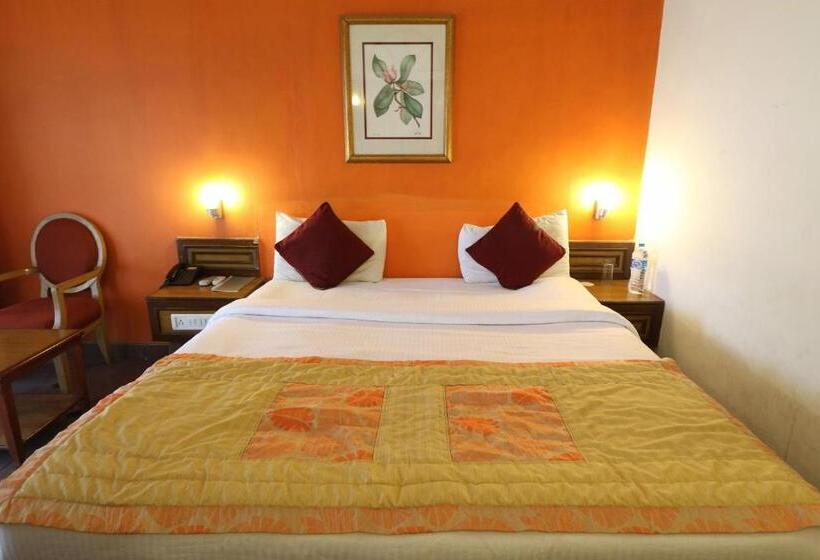 Quarto deluxe, Vits Kamats Resort, Silvassa