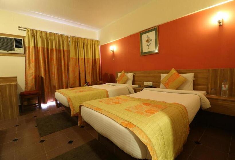 Quarto deluxe, Vits Kamats Resort, Silvassa