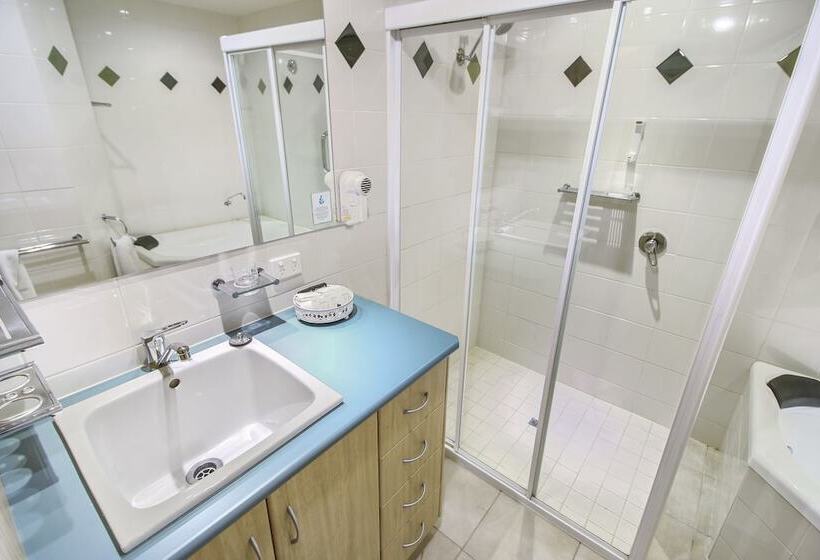 침실 2개 디럭스 아파트, Alzburg Resort