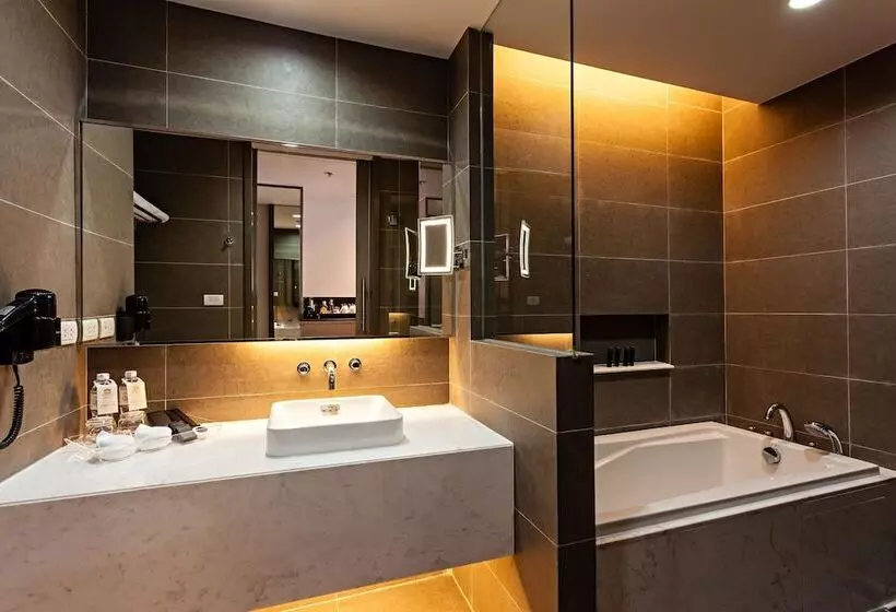 سوییت, Hyatt Place Bangkok Sukhumvit 1