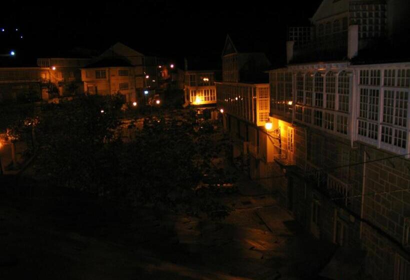 阁楼房, Casa De Caldelas