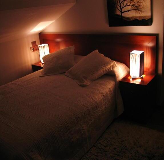 阁楼房, Casa De Caldelas