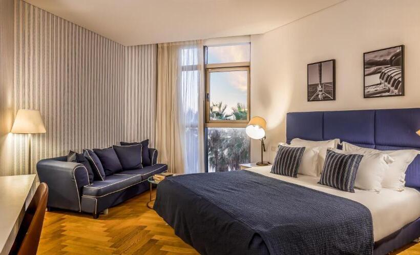 חדר סופריור, קומת קרקע, Daniel Herzliya