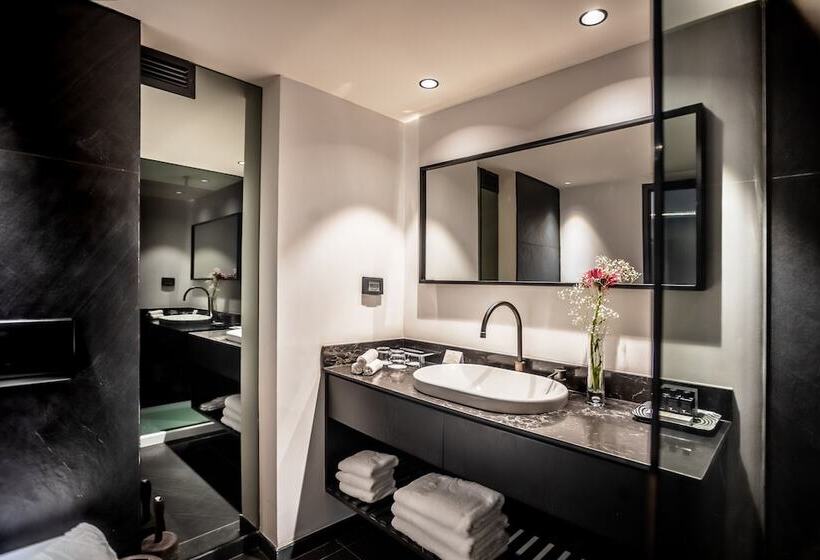 חדר סטנדרט נוף לים עם מרפסת, Daniel Herzliya