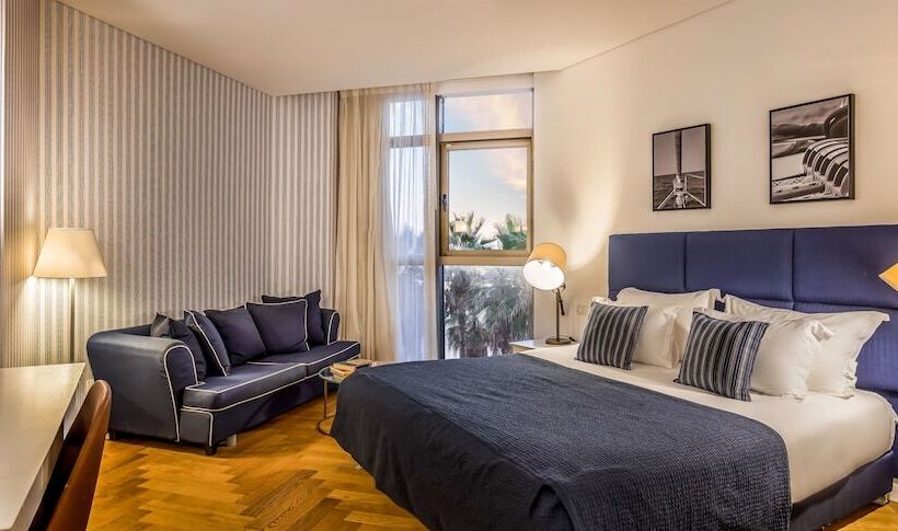 חדר סופריור, קומת קרקע, Daniel Herzliya