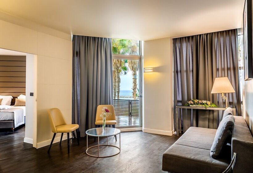 סוויטה, Daniel Herzliya