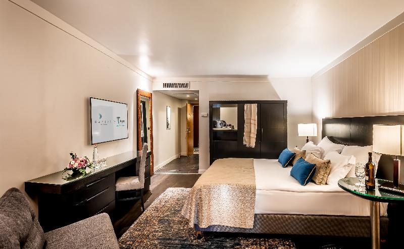 חדר דלוקס עם מרפסת נוף לים, Daniel Herzliya