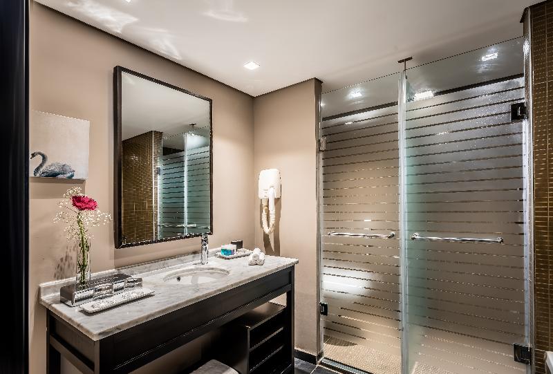 חדר דלוקס עם מרפסת נוף לים, Daniel Herzliya