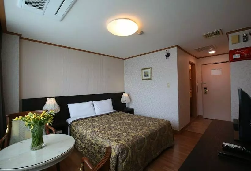 ダブルベッドスタンダードルーム, Danyang Tourist Hotel Edelweiss