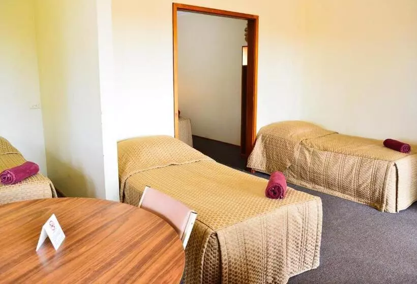 ファミリールーム, Erldunda Desert Oaks Resort