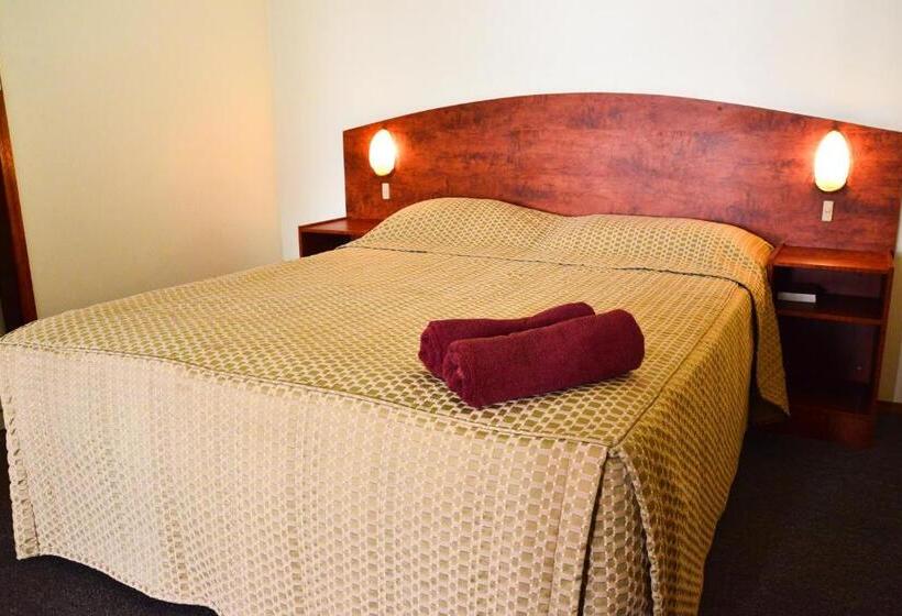 غرفة قياسية رباعية, Erldunda Desert Oaks Resort