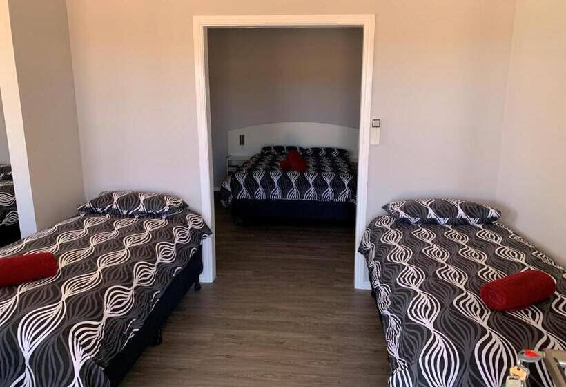 غرفة عائلية تنفيذية, Erldunda Desert Oaks Resort