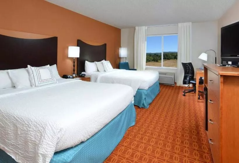 身障者適用スタンダードルーム, Fairfield Inn & Suites Wytheville