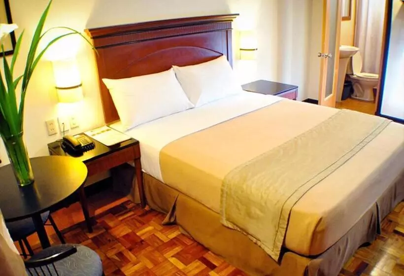 سوییت اجرایی, Fersal Hotel P. Tuazon Cubao