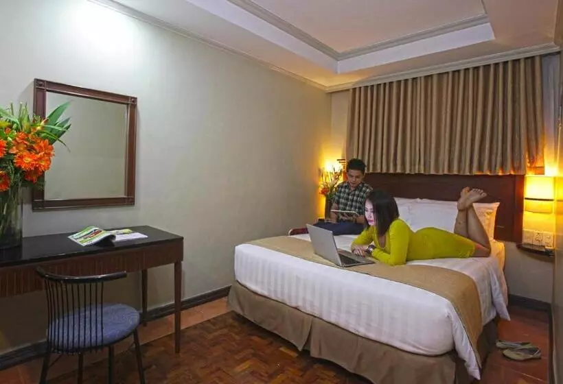 اتاق لوکس, Fersal Hotel P. Tuazon Cubao