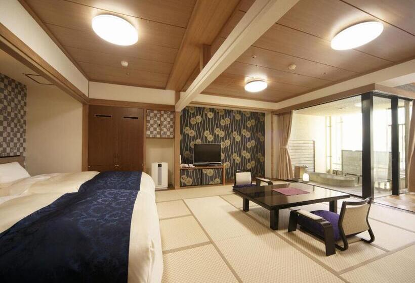 家庭间侧面带海景, Kichimu