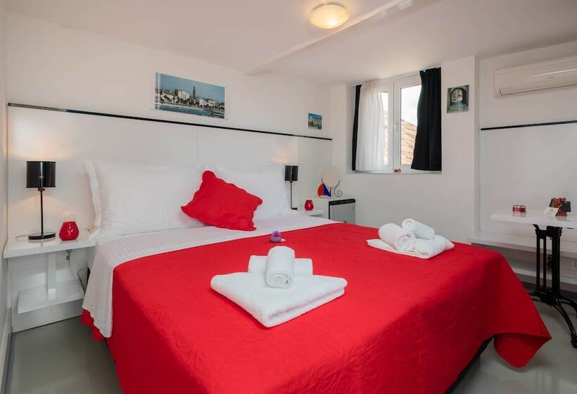 Номер Стандарт Вид на Город, Plr Accommodation