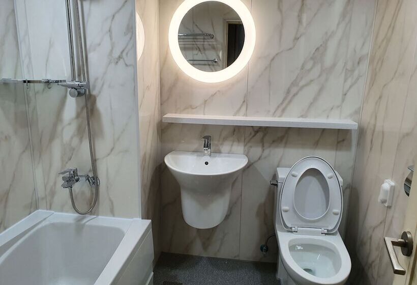 标准间, Prime Tourist